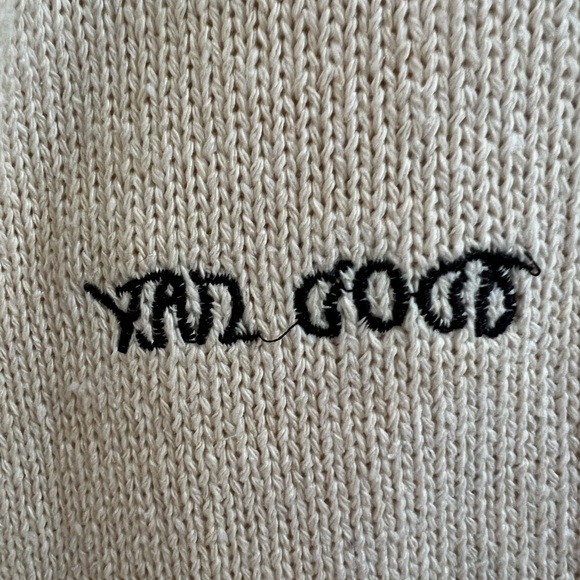 Aelfric Eden Van Goh Sweater M
LEAVING 5/1 - Picture 2 of 7